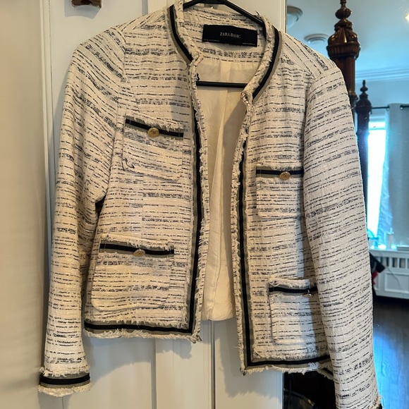 Zara Jackets & Blazers - Zara tweed blazer